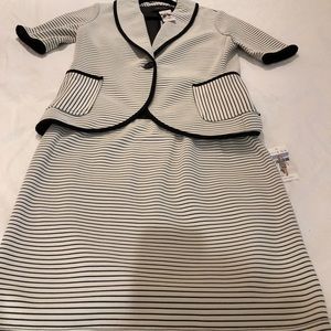 Karen Kane women’s skirt and jacket